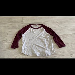 Baseball tee